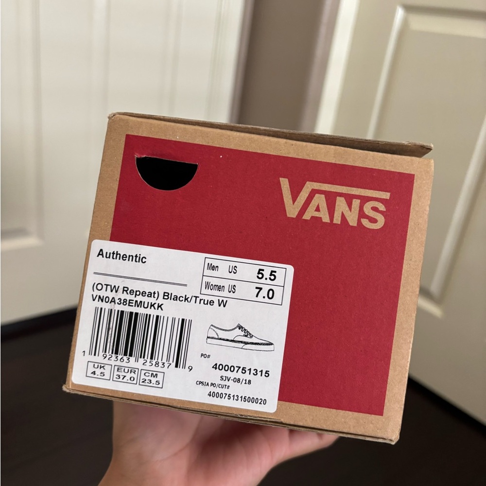 💥SOLD💥 Vans OTW Repeat Sneakers